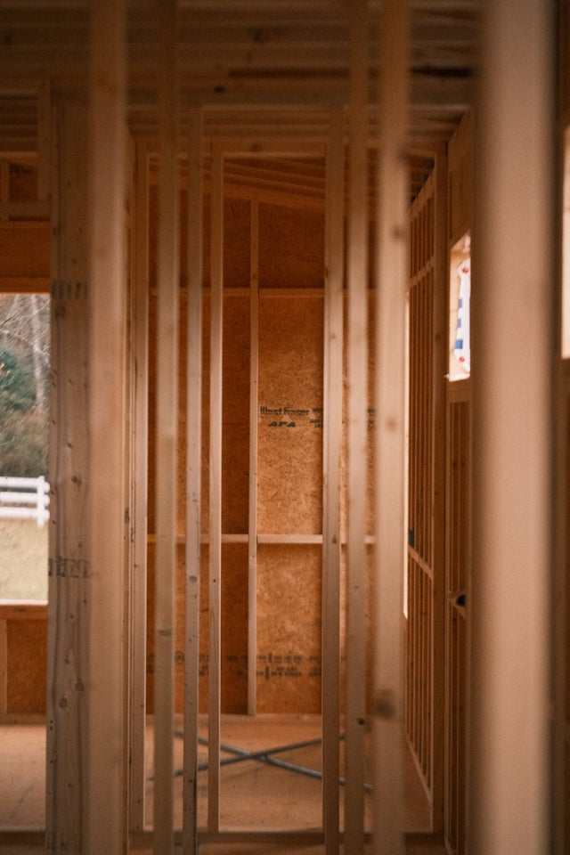 Will wet wood framing dry out on its own?